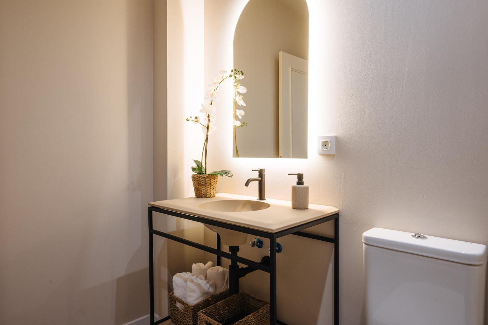 New Hostly Alameda Apartment Sevilla